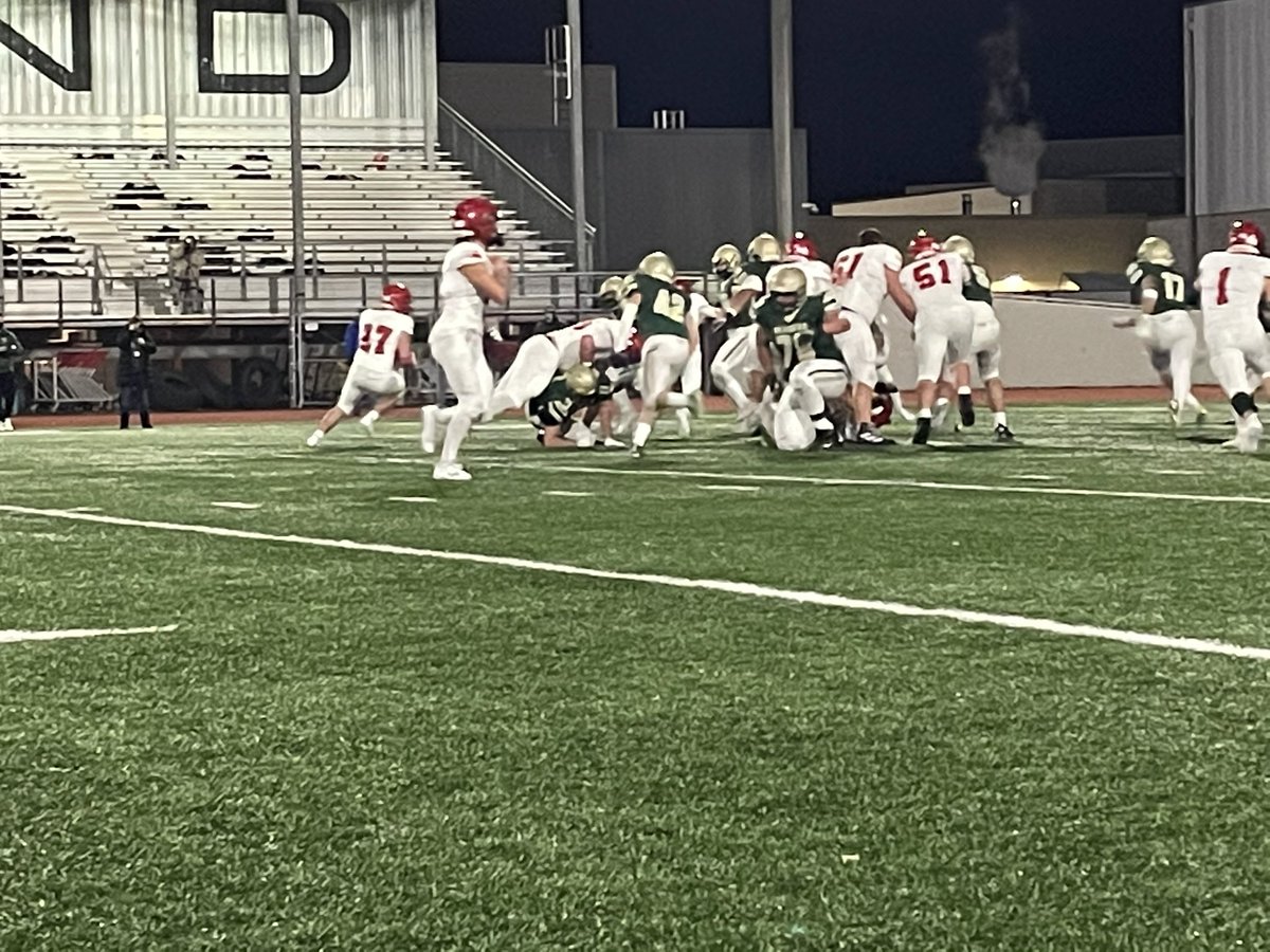 Thoghaug's tweet photo. Yelm is league champs! Great work tonight! @yelm_football @RohwedderSean @JoshuaPiland @barger_landen @KylerRonquillo @RayWright247 @edwards_slade @edwards_slade @Aidan828 @LoganPlatt_22 @MarkyLiburdi @GiffordKollin #ThisIsY https://t.co/ks5dlyKlrz