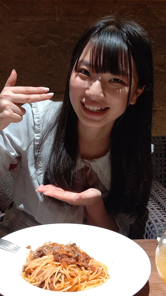 0416tks's tweet photo. イタリアンレストラン｢#COCONOMA Season Dining｣、離脱❗️

いやぁ～、#いがらしほとり 💗ちゃん、#高橋あゆ 💙ちゃん(#LaPrancess(#らぷら)所属)とのランチオフ会、素晴らしかったです‼️

これが、#ほとりん 💗やあゆ💙ちゃんの次の仕事に繋がると、いいなあ～、、、
(続く) https://t.co/cIOpc9Ya3Q