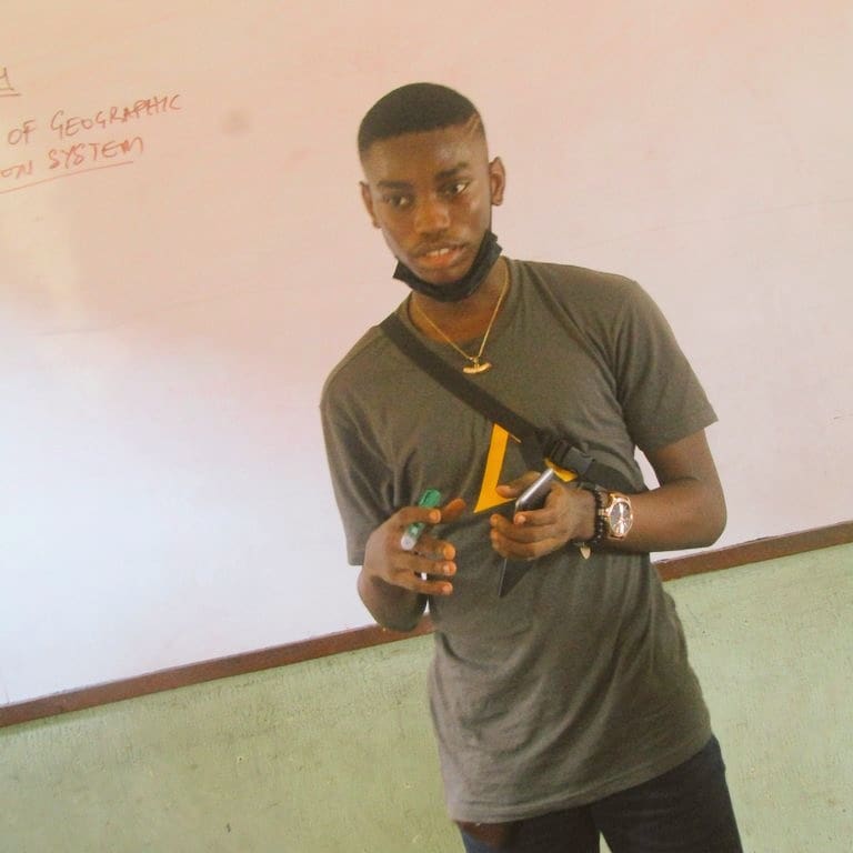 AgilityCMS's tweet photo. 🔥👇 incredible school tour organized by @nifemibuilder and @tw_empowerment supported by @agilitycms and #Vercel🖤
Nifemi's goal is to provide digital skills to kids in Nigeria and teach them basics of #javascript and #nextjs. We are so honored to be part of these kids journey♥️ https://t.co/KPPNkWPBi5
