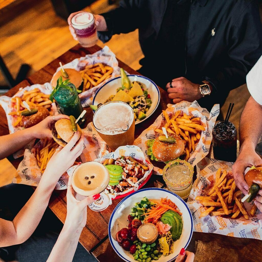 varsity_au's tweet photo. Our kind of Saturday 👌
.
.
.
.
#varsity #varsityau #varsityburgers #varsitybar #burger #burgerporn #cheeseburger #hamburger #burgers #fries #burgertime #instaburger #burgerlovers #beer #craftbeer #beerporn #instabeer #beerstagram #beergeek #perth #pe… https://t.co/lWzUbuX4Gr https://t.co/q8yM5cB59w