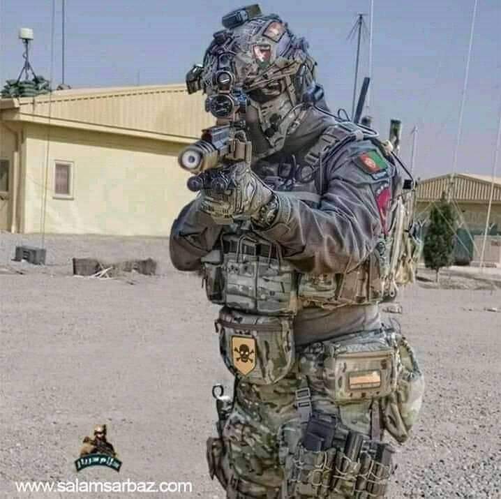 MuhsinAfghan's tweet photo. بیګاه شپه د کاپیسا د شهیدانو انتقام د کابل مجاهدینو سورخکانو  کې د دوه تنو د قطعه خاص کمانډویانو څخه واخیستل شو او ووژل شو. https://t.co/hNAbh8b9FE