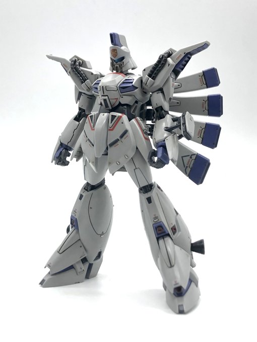 RE/100 ビギナ・ギナ
グレーはサフの色そのまんま
やっとF91と並べられる 