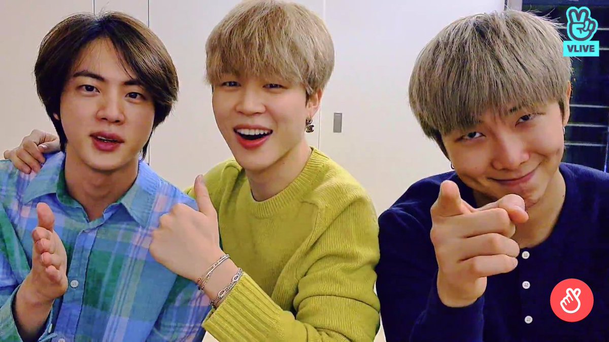 vantesjam's tweet photo. my namjinmin finally came home:') i missed them T~T im so happyyyy https://t.co/nWsgtjaYMh