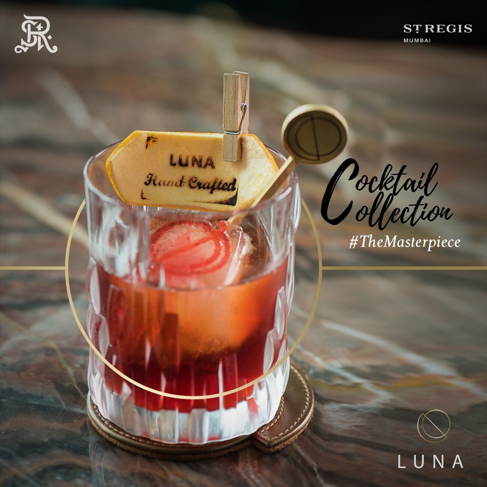 stregismumbai's tweet photo. An exquisite cocktail for an exquisite weekend with the #CocktailCollection at Luna.
~
Featuring Lunaroni
A seamless blend of Gin, Campari and Jägermeister, this Apéritif is an iconic favorite.
~
Luna Sundowners
7:00 pm to 9:00 pm, Level 37
~
To reserve: https://t.co/8KoslFupgM https://t.co/Takv8AXSZ7
