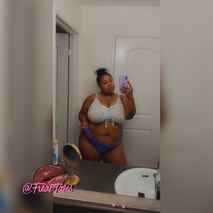 Fuck would you do without me!?🥶 https://t.co/tNh3VgaMy1