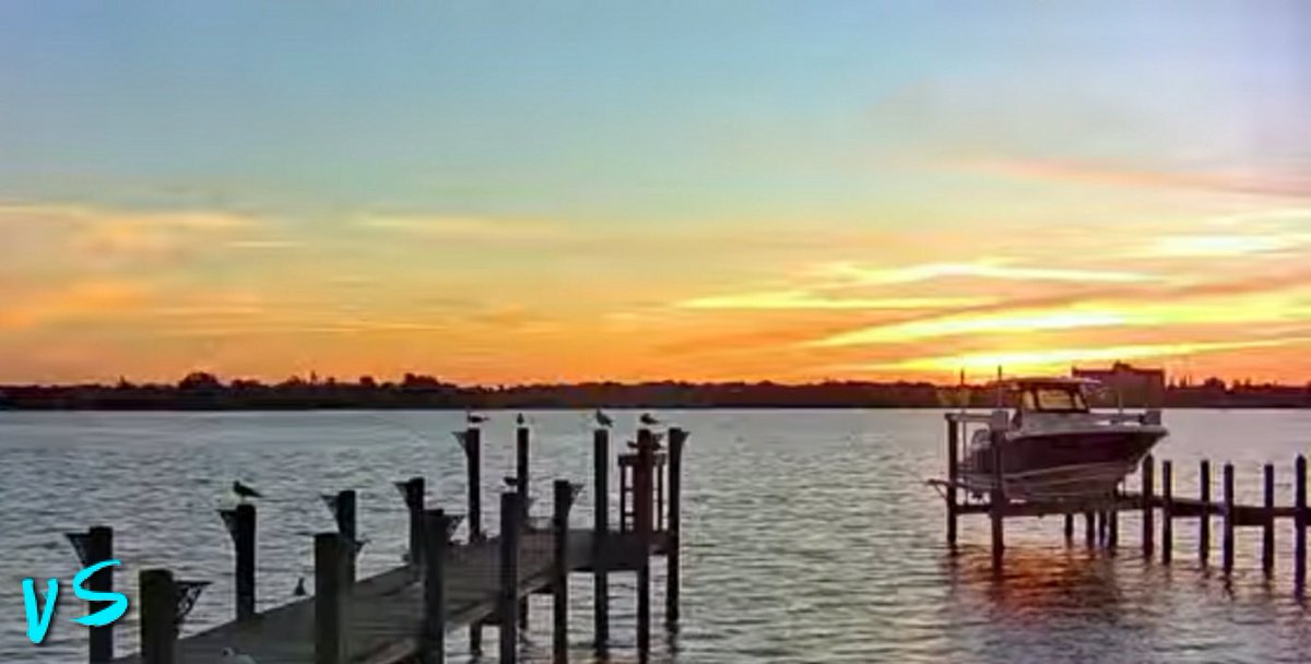 VivaSarasota's tweet photo. #SiestaKeySunrises #ThanksCharlie #VivaSarasota #GoodMorningSrq #GoodMorningSunshine #GoodMorningFL #GoodMorningSK #LoveSrq #LoveFL #LoveSK #Srq #SK #SiestaKey #SiestaKeyFL https://t.co/MrdVwWtH7z