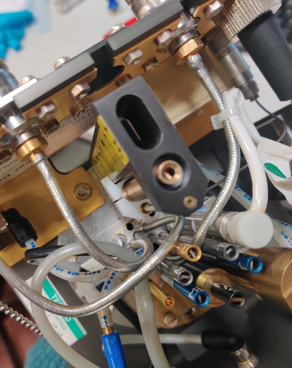 TTKoev's tweet photo. Mr #MVP here. #NMR #SolidState #HRMAS #PhDChat #PhDLife https://t.co/j7MEqKEJ6x