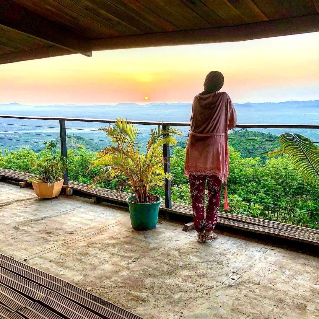 Philip_bbey's tweet photo. Bonjour #tgtwittos  #rt228 
Paraît-il que cet endroit c'est au Togo ?
J'aimerais dormir moins bête ce soir, quelq'un pourrait confirmer et situer ?
Tonton @AphtalC et @TogoDestination merci de nous informer...

PS Nous ne détenons aucun droit sur les images https://t.co/PpT7Qnd5Fx