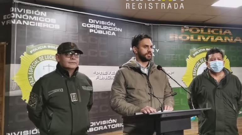LosTiemposBol's tweet photo. Ministro: "El gobierno nacional no persigue a nadie, sino que busca justica en el país": https://t.co/MnFQVKC7Ma https://t.co/qOrLO2ezyq