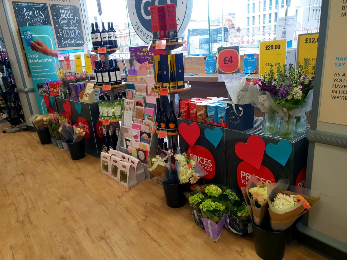 Everything you need for #MothersDay tomorrow <a href="/coopuk/">Co-op</a> #Manchester Piccadilly!