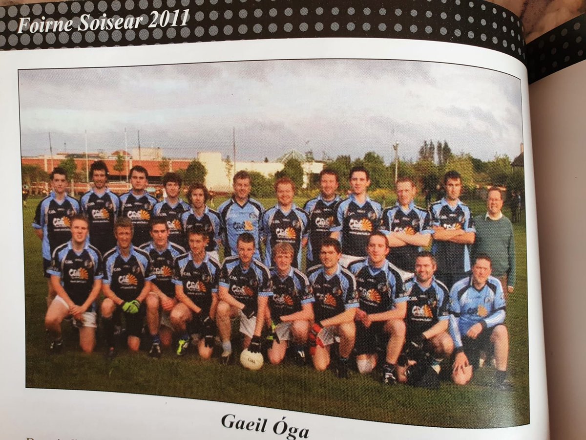 NaGaeilOga's tweet image. An chéad fhoireann a chuir muid chun páirce ag Comórtas Peile na Gaeltachta in 2011 deich mbliana ó shin! Tá muid ag súil go mór leis an gcéad chomórtas eile amach anseo!