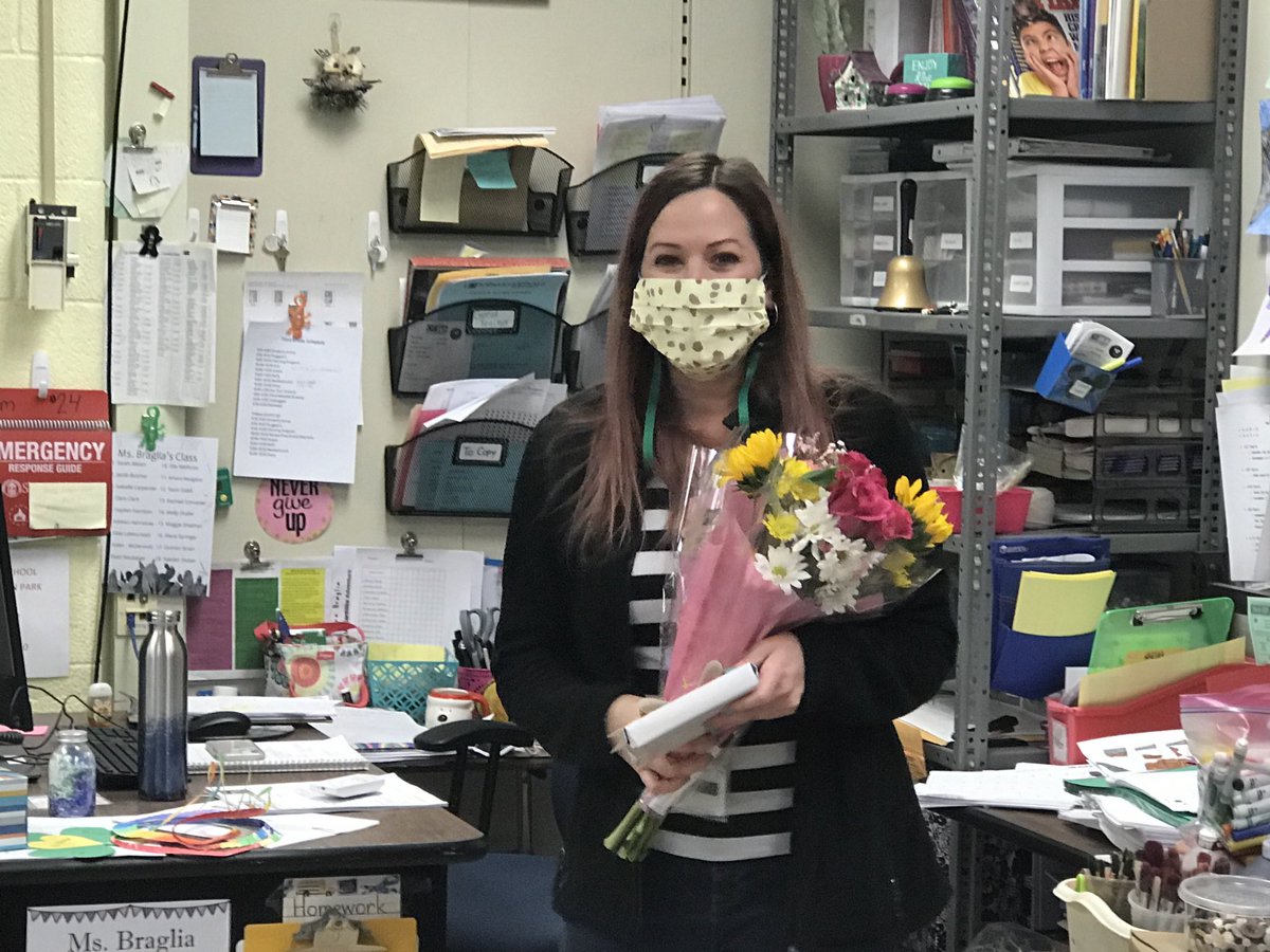 OkteSchool's tweet photo. Congratulations to Okte’s 3rd Grade Teacher, Mrs. Sarah Braglia.  She was awarded the PTA Honorary Lifetime Membership Award! Well deserved!❤️⁦@ShenNews⁩ ⁦@OktePTA⁩ ⁦@strakat12⁩ https://t.co/35mycdZUpd
