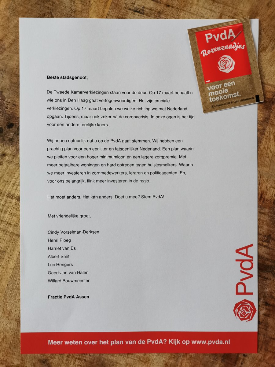 Op de dag dat FvD Assen bezoekt met hun programma vol verdeeldheid, halve waarheden en volstrekte leugens, gaan wij langs duizenden deuren met een brief van de fractie. Met een positief verhaal over een eerlijke toekomst waar we samen voor strijden. 🌹💪

#EerlijkeToekomst #PvdA