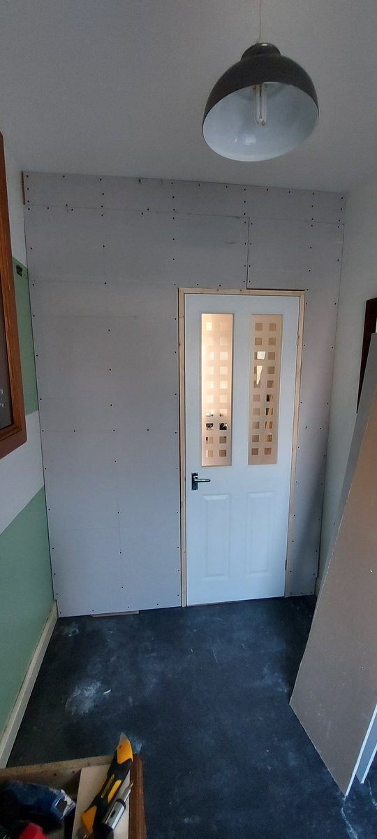 NTorranoHarling's tweet photo. Its been about 10 years since I did any plastering but had a false wall built at home. I've insulated it plasterboarded then skimmed it. Not a bad job if I say so myself. Worn out now! 😴 #stillgotit 👍🥳 https://t.co/PhDFrs4s6f
