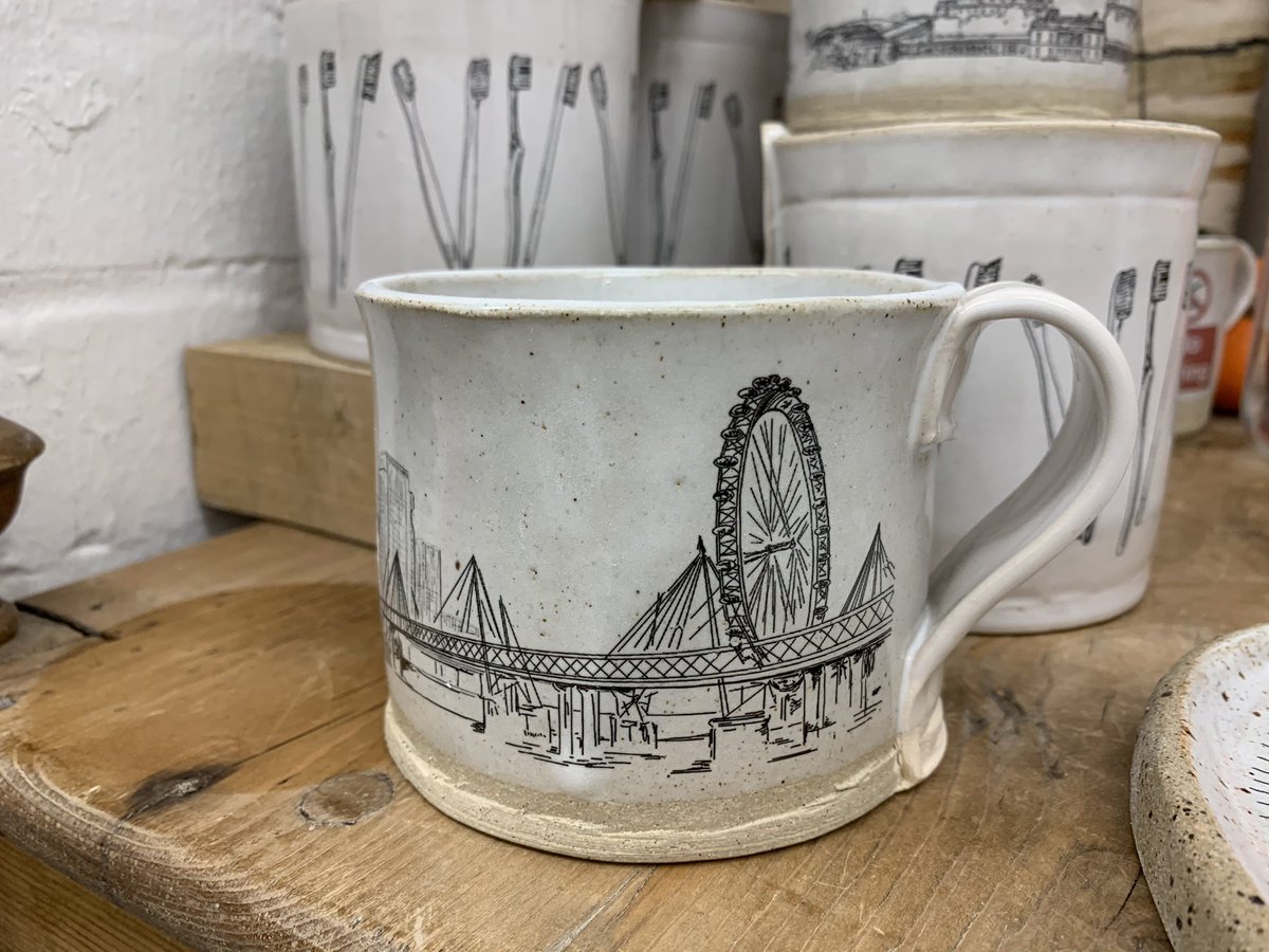 SE7Potter's tweet photo. Ooooo kiln just unloaded, #KilnJoy Mugs, spoon rests, toothbrush jars. I bloody love a decal. #HappySkip #ClayIsTheWay #MadeByMe https://t.co/SqBUZkKtGj