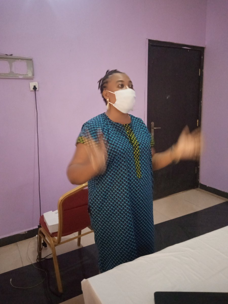 RLC_SouthEast's tweet photo. Our special guest of honor is here @JoyOnyesoh speaking about identifying yourself through the societal pressure and inner pressure #IWD2021 #ChooseToChallenge #YaliRLCSE https://t.co/mDjeBV3ZwQ