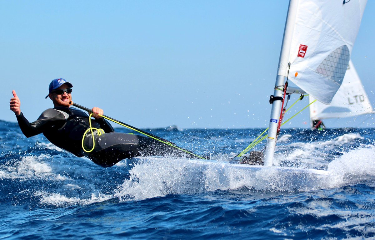 SailCoach's tweet photo. Reaching Competiton⛵
#sailcoachmakingyoubetter #youthsquad #ilca #ilcalaser #lightwind #bigfleet #biggroup #boats #sailorsfun #strongbreeze #spring #springsailing #youthsailing #youngsailors #sailinghard #sailingpractice #sailingtraining #wind #windysailing #sun #surfing https://t.co/gCpL6QoTKZ