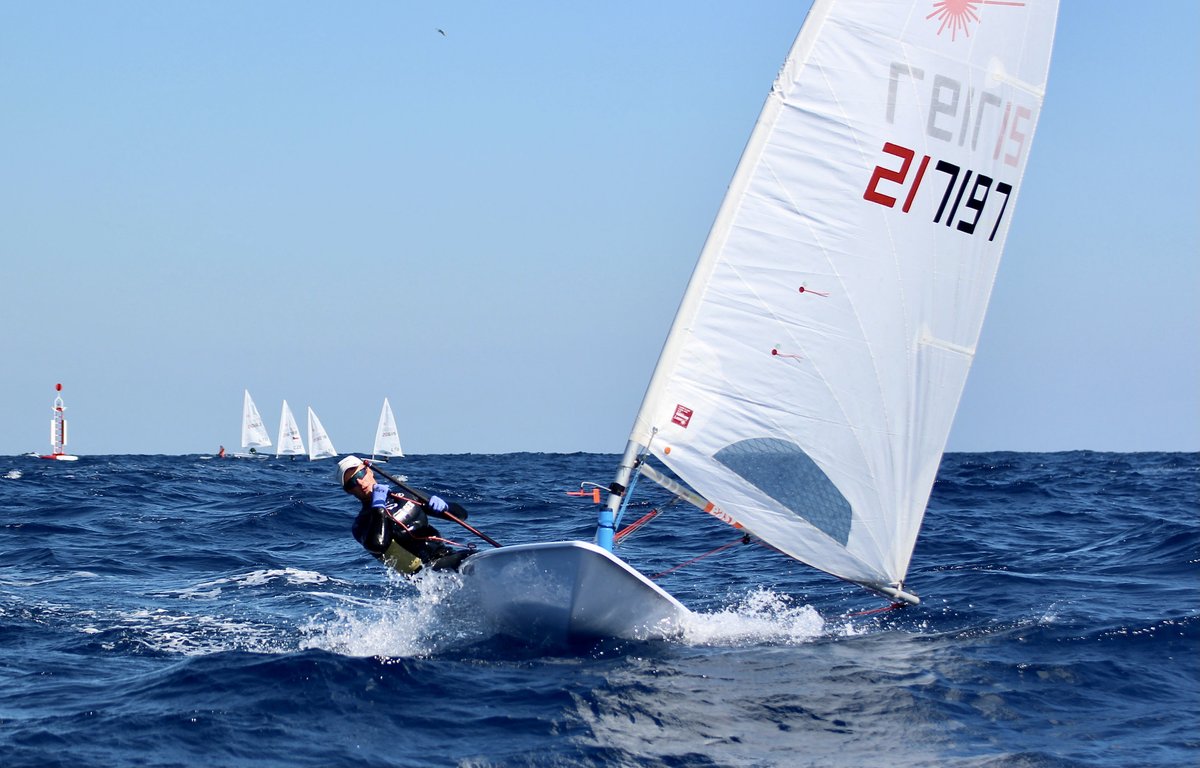 SailCoach's tweet photo. Reaching Competiton⛵
#sailcoachmakingyoubetter #youthsquad #ilca #ilcalaser #lightwind #bigfleet #biggroup #boats #sailorsfun #strongbreeze #spring #springsailing #youthsailing #youngsailors #sailinghard #sailingpractice #sailingtraining #wind #windysailing #sun #surfing https://t.co/gCpL6QoTKZ
