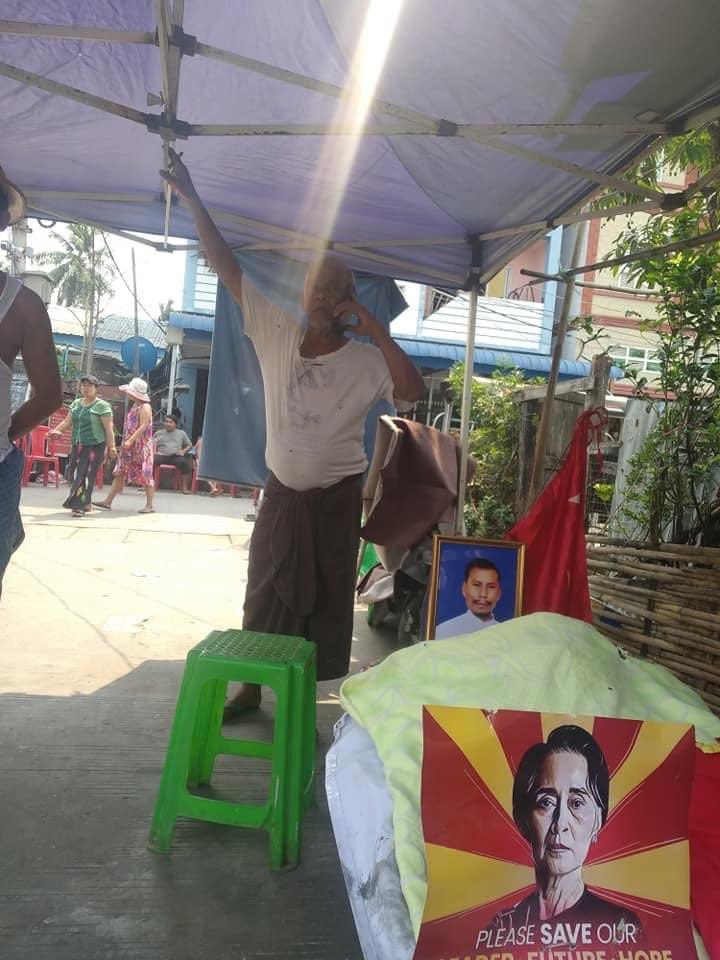 hannayuri_twt's tweet photo. [THREAD] 
ThaKeTa Police Station,the station chief and the township chief told Victim’s family to transport  the Body of Ko Si Thu and Ko Aung Aung Zaw to them

Ko Si Thu and Ko Aung Aung Zaw were shot dead at midnight on March 12 in ThaKeTa

#WhatsHappeningInMyanmar  #Mar13Coup https://t.co/8M90IXC0BE