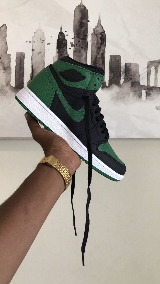 KultureNam's tweet photo. Special order by 1 of Namibia’s flyest female sneaker heads &amp; style icons! 

Jordan 1 Retro High OG
Pine Green 🌲 

More premium sneakers being added to stock for official launches. 

Online store - End March 2021
Physical store - End April 2021 https://t.co/zBcJYulqF6
