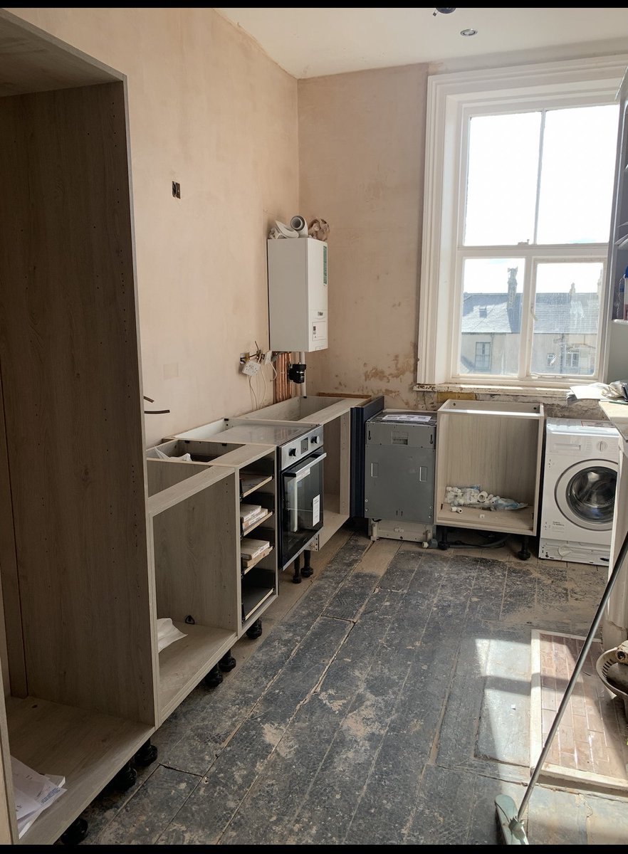 JDA_Solution's tweet photo. The joys of a Vaillant pure cupboard fit pure, no oversized wall units 😍 @vaillantuk @DonJonGraham https://t.co/ssou0iH43O
