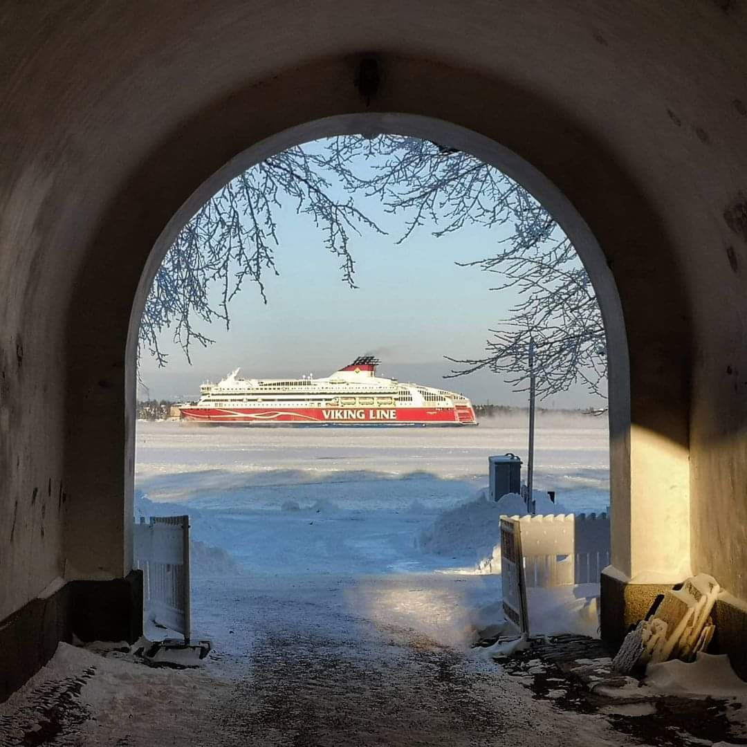 Suomenlinna is one of the best places in Helsinki to watch ferries. https://t.co/g4e43TUny8