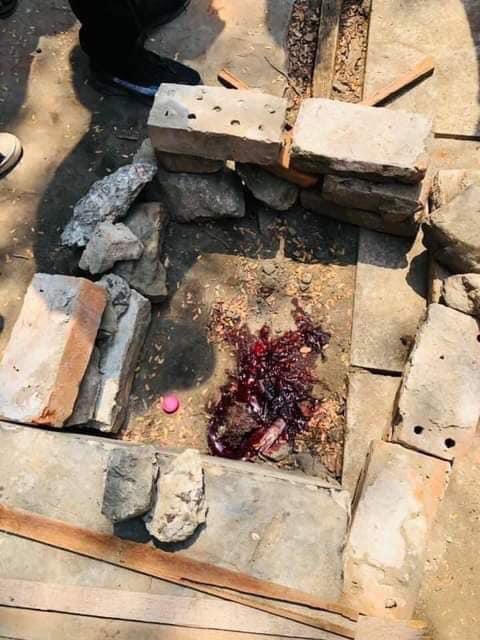 Tw // blood

7th Dead Victim only in Mar 13; One was shot dead n that victim’s eyeball came out as live ammunition penetrated through. Junta’s military dogs even robbed the dead body!!Happening now in Mandalay!

TOWARD FEDERAL UNION
#Mar13Coup
#WhatsHappeningInMyanmar