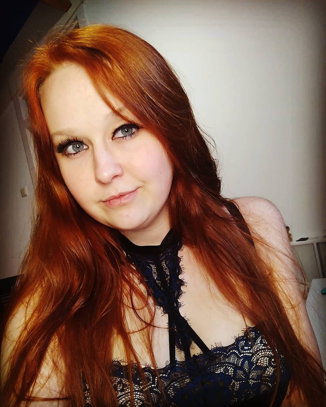 TW Pornstars Goddess Julia. Twitter. Give in and submit to me.