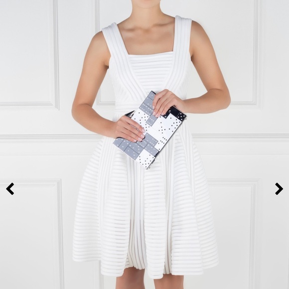 So good I had to share! Check out all the items I'm loving on <a href="/Poshmarkapp/">Poshmark</a> #poshmark #fashion #style #shopmycloset #calvinklein #justfab #maje: posh.mk/ln4gaaovAeb