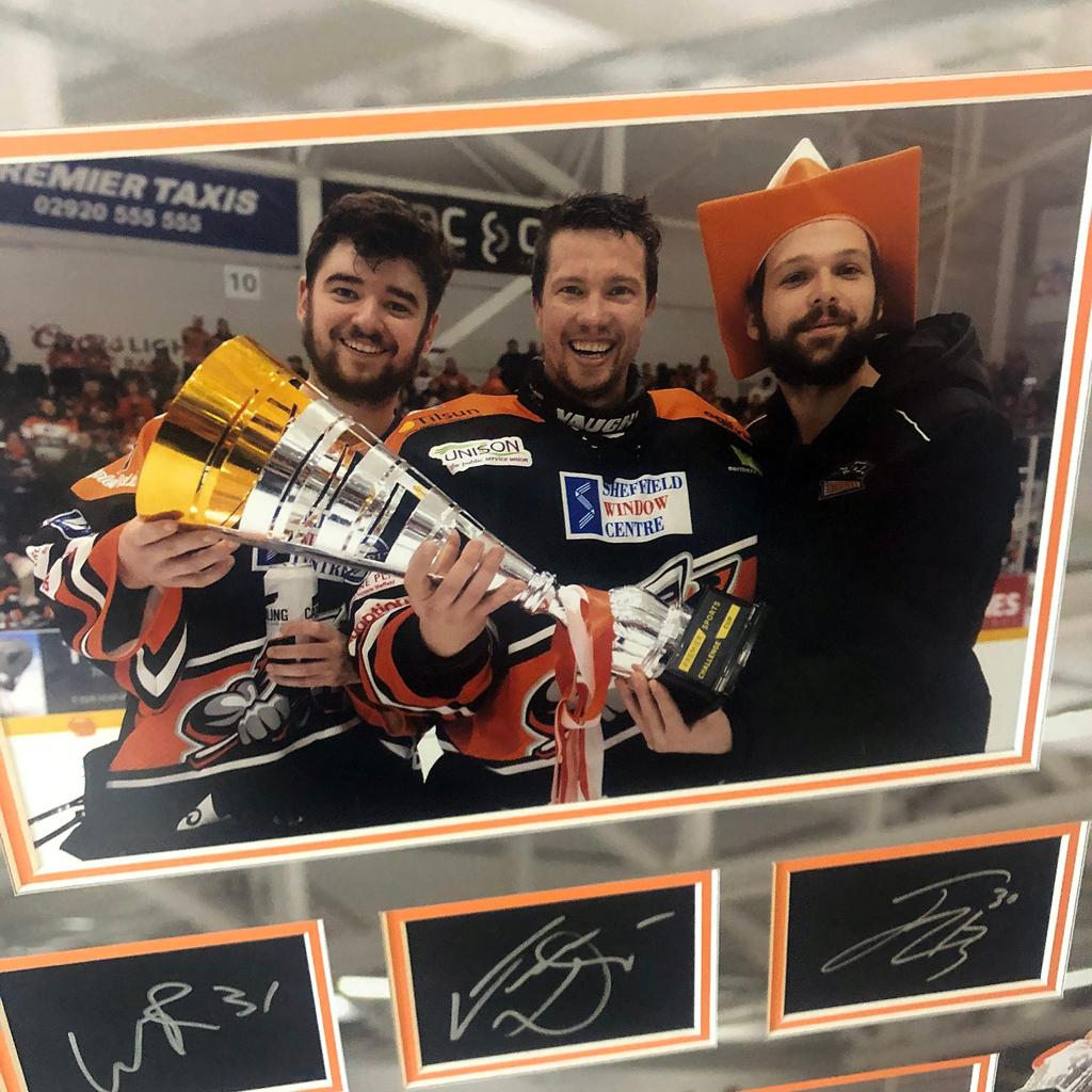 steelershockey's tweet photo. 🍊🏒🎟️ What an incredible frame by @MatrixFrames
It could be yours at 9pm on Monday. Tickets available HERE: https://t.co/3JJVZFU9AM
#Duba / #Kerlin / #Brodeur / #BleedOrange https://t.co/ES2kxAxfhj