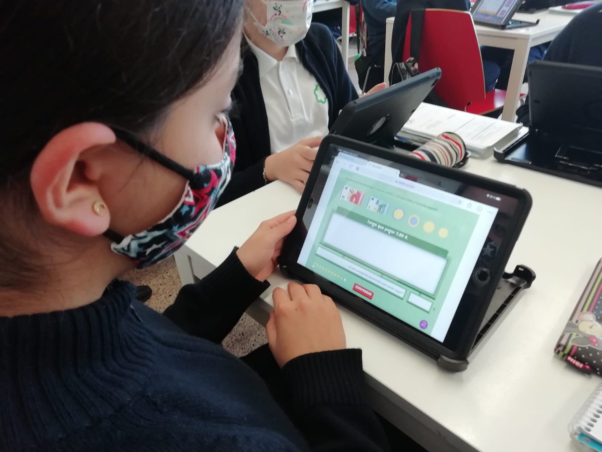 RealejosNazaret's tweet photo. #CiberEmat es una forma lúdica de afianzar los contenidos trabajados en el aula. https://t.co/6tAFz3My3L
