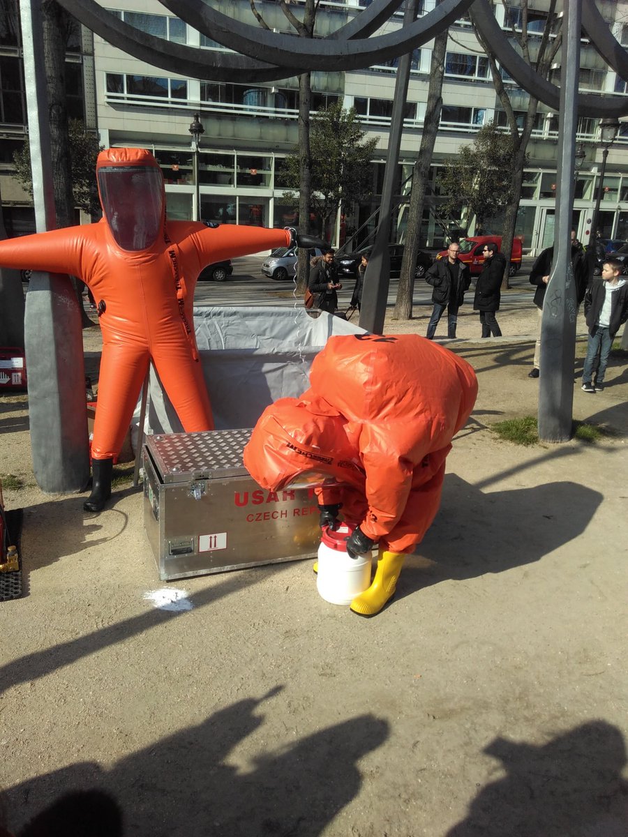 marchee7's tweet image. #Paris, 5 years ago.
#Sequana2016 
#EUCivPro