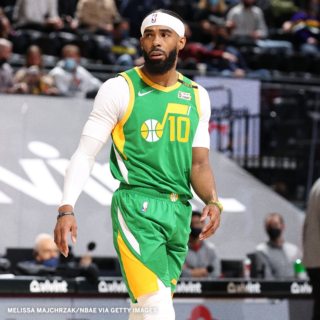 FirstTeam101's tweet photo. On en pense quoi de ce maillot du Jazz ? https://t.co/TtFnMtwN8Y