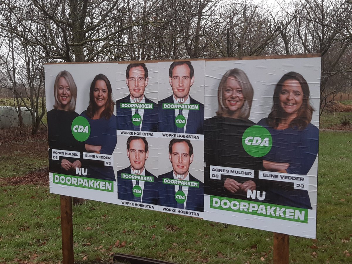 Runerdieker's tweet photo. CDA campagne steunt op grote vrouwen! @AgnesMulderCDA @ElineVedder https://t.co/YV3DzGHZnX