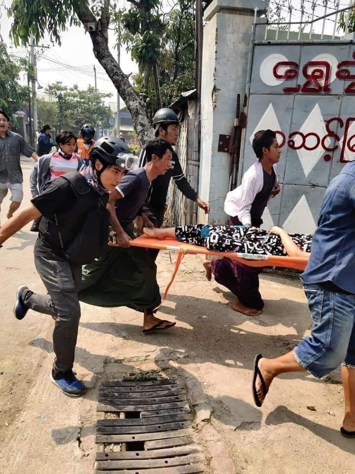 SYitoe's tweet photo. At Mandalay, Sein Pan quarter next girl hit bullet
#WhatsHappeningInMyanmar #Mar13Coup @RapporteurUn https://t.co/s3ke3CtFyc