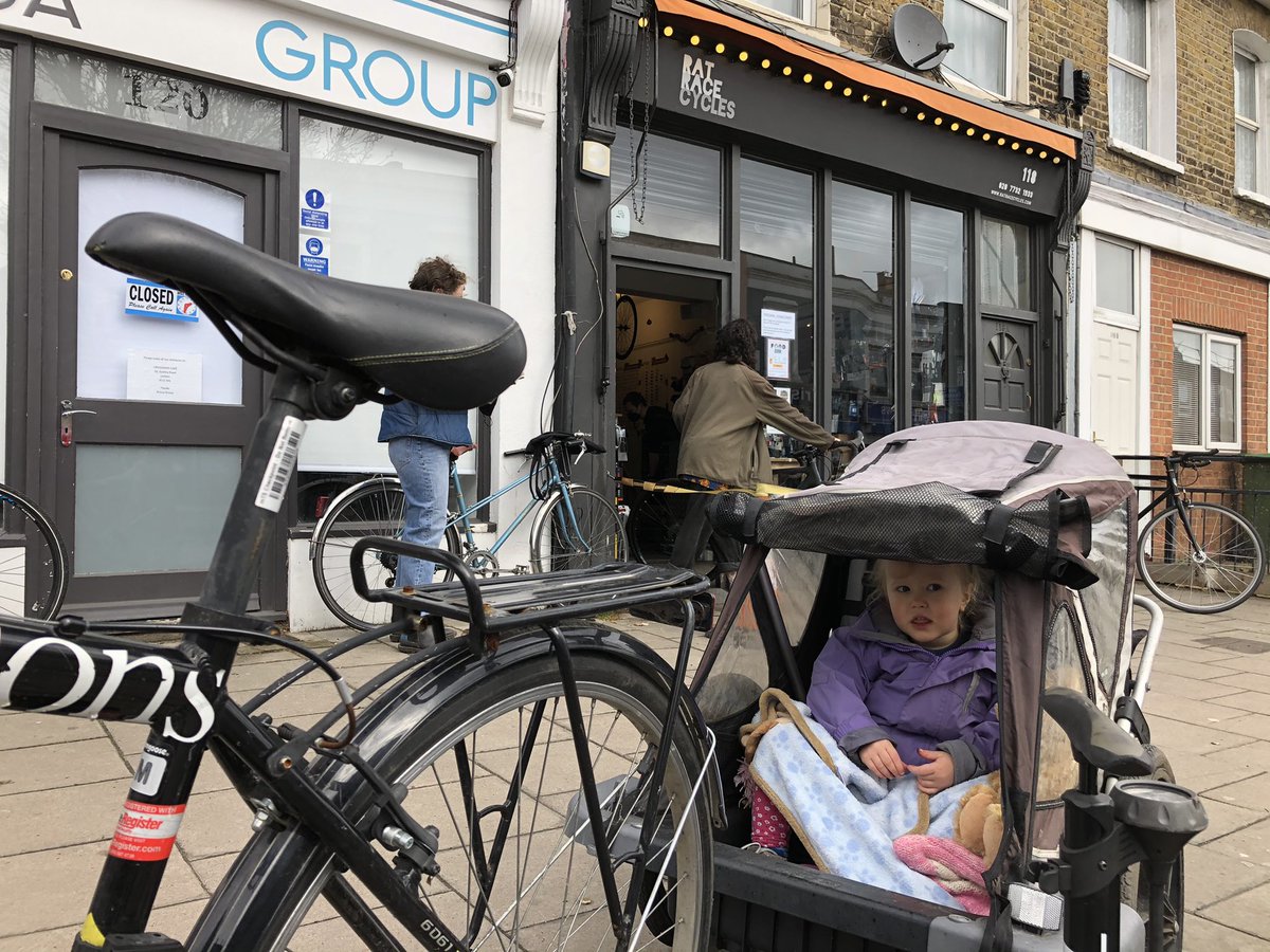 Hellsbellsorton's tweet photo. Still the best bike shop in London, perhaps the world! ✌🏻 @ratracecycles https://t.co/xNAuTXUVGu
