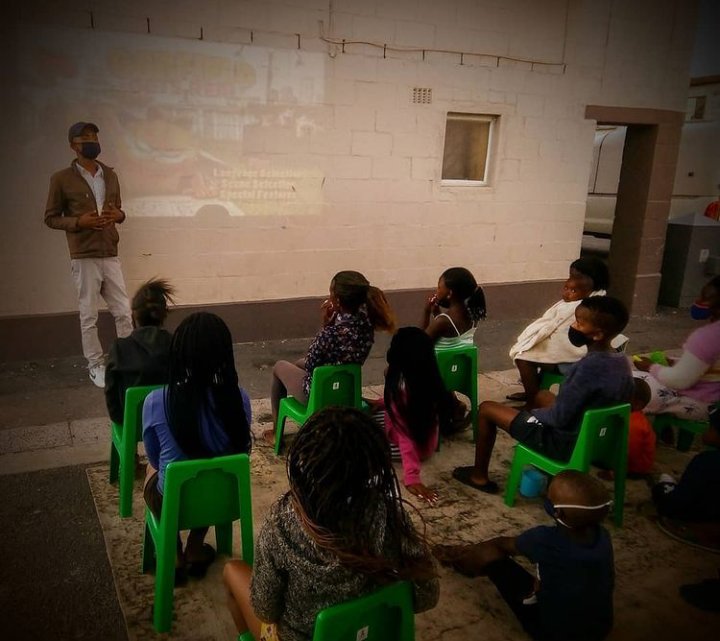 Creating accessible entertainment for children in communities has been my passion, thanks for showing love to what we do including support.

See more of our content on Instagram . VUMA Popup Cinema

 🎪🎬🇿🇦🎥🌄🚀😊🙏 #khayelitsha #educational #community #Impact2021 #animation