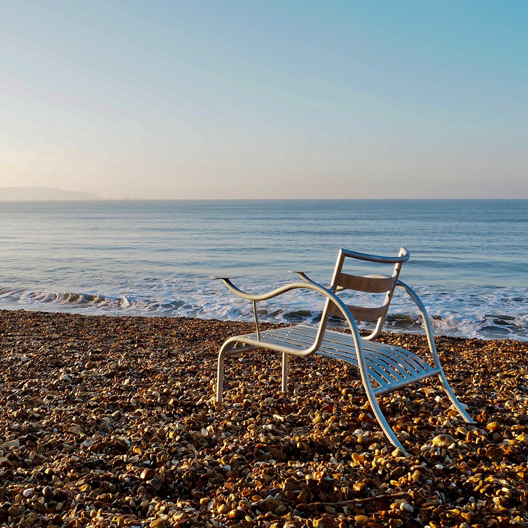 2021london's tweet photo. “The Thinking Man’s Chair represents the enduring value of #JasperMorrison’s work. The now-iconic profile involves 22 component parts, fusing flat and round elements of differing radii. It represents quiet modernism, with individual flair” > https://t.co/gChMjIyMfN https://t.co/MQ5gnVchZQ