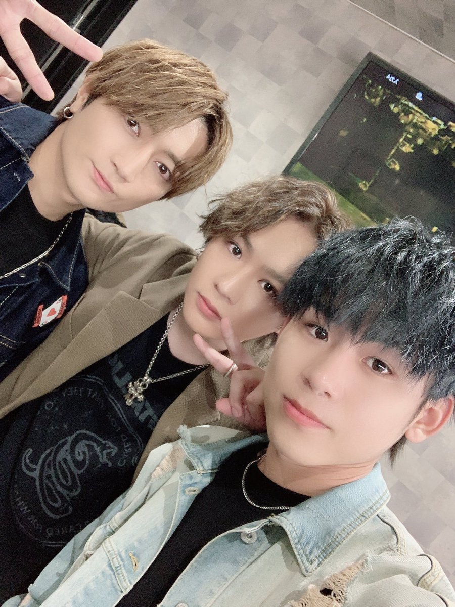 cc_takuya_'s tweet photo. リベンジ名古屋！ありがとうございました😭

こうしてライブできてる今が本当に嬉しい！スタッフさんや会場に来てくれるみんなが、感染予防を徹底してくれているおかげです！ありがとう！

明日は滋賀！楽しみまっしょ😎 https://t.co/TdPoEbTWuc