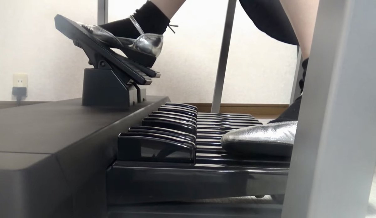 's tweet image. #MainTitle from the #StevenSpielberg ‘s film 🎥 
#JAWS 🦈 🌊 

Composed by #JohnWilliams 🎼

Electone : @826aska_STAGEA 
#826aska 🎹

【 JAWS 】Main Title  エレクトーン演奏 youtu.be/Xc4vnqByjq0 @YouTubeより