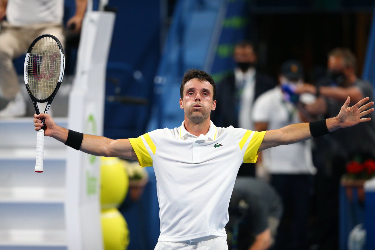 qatardutyfree's tweet photo. We’re excited to see the two champion’s @BautistaAgut and @nikolozbasilash battle it out for the title today in the Qatar ExxonMobil Open 2021 Final at Khalifa International Tennis and Squash Complex in Doha. Who do you think will win?
#ExxonMobil #QEO20201 #QEO #Qatar_ExxonMobil https://t.co/RsQl6EmQuy