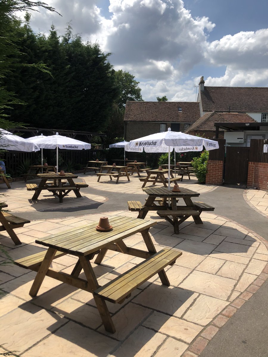 3tunspub's tweet photo. All going well, it’s now less than a month until we can welcome you back to enjoy the garden. https://t.co/VsAl3o3M7j