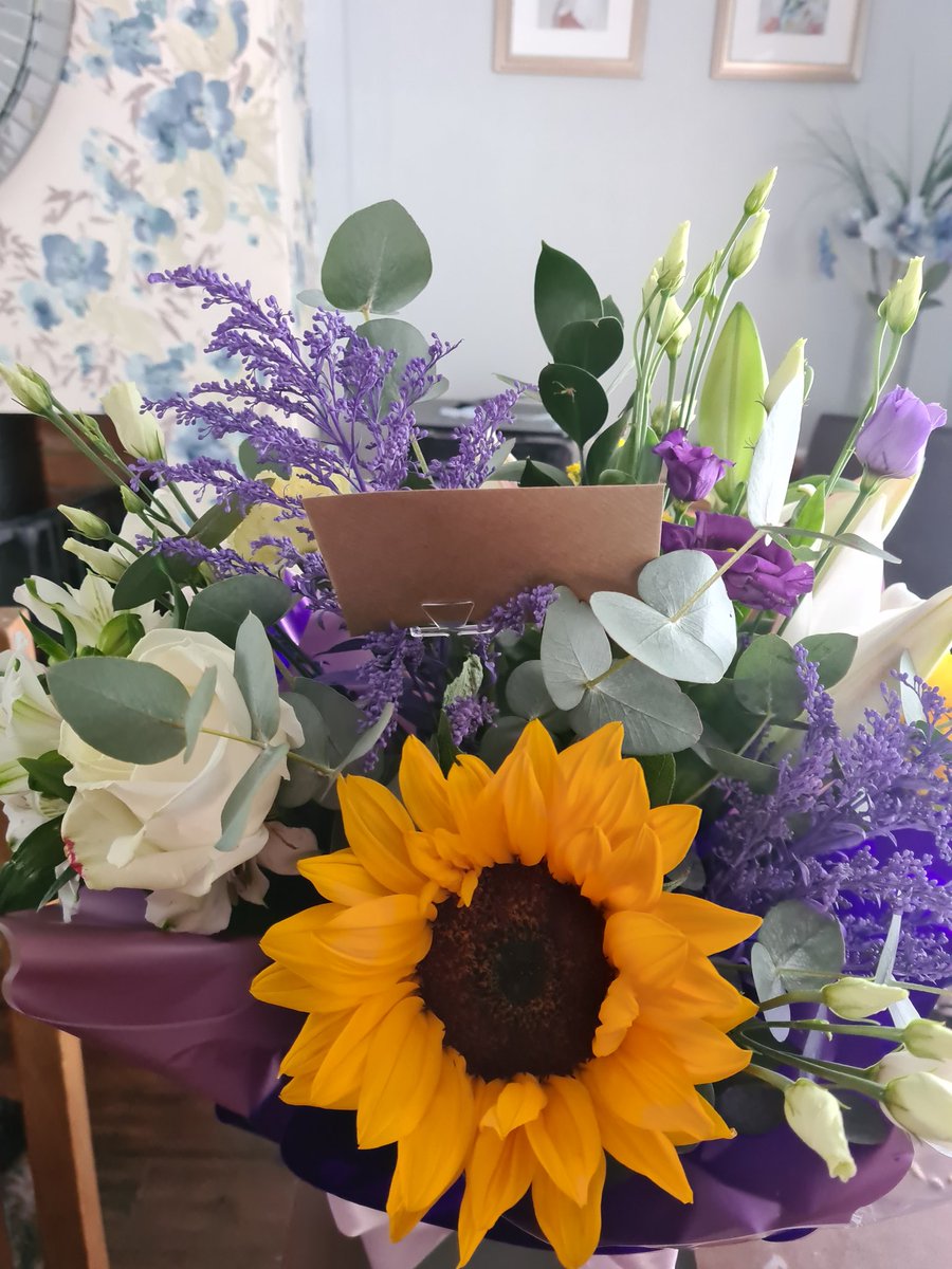 Gemma Watson (CMgr FCMI) (@gemmagouder) on Twitter photo Thank you so much for the beautiful flowers for my mum! Gorgeous as always πΊπΌπ· <a href="/SWfloral/">Sweet William Floral Design</a> #buylocal #SupportSmallBusinesses Thank you so much for the beautiful flowers for my mum! Gorgeous as always πΊπΌπ· <a href="/SWfloral/">Sweet William Floral Design</a> #buylocal #SupportSmallBusinesses