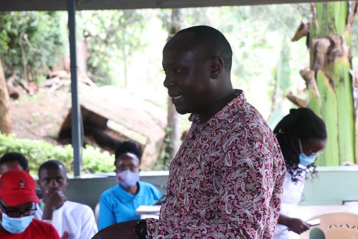 NYC_YouthVoice's tweet photo. The best decision you can make as a young person is to invest when you still have the energy to. Well, here is @YouthFund_Ke educating the youth from the central region on how to get a hold of affirmative funds #AfricaScoutsDay  @RoySasaka @WSPU_KE @MoICTKenya https://t.co/C3VxAPYQgz