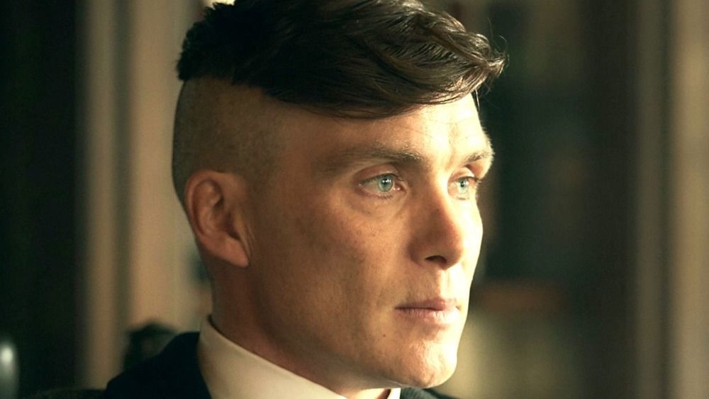 What’s the Deal With the Haircuts on Peaky Blinders? Lice! "Another advantage to the undercut is the fact that lice have been a huge problem over the years...lice was still a very big problem at that time." bit.ly/2OlYOKd