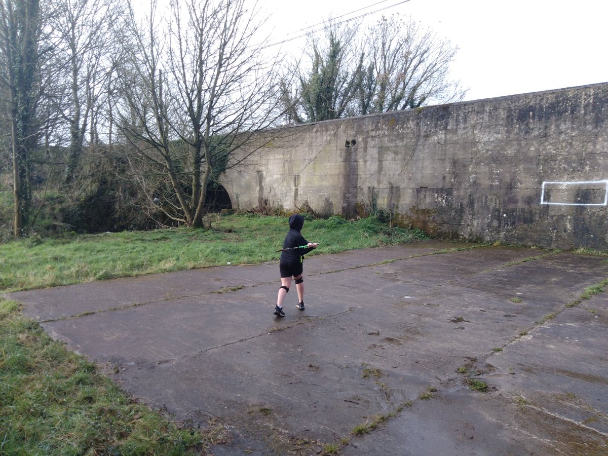 johannacarey15's tweet photo. Fine Morning for it, Rebecca practicing , #wall ball #camogie #Hurling #Granagh https://t.co/cRqtSv9blI