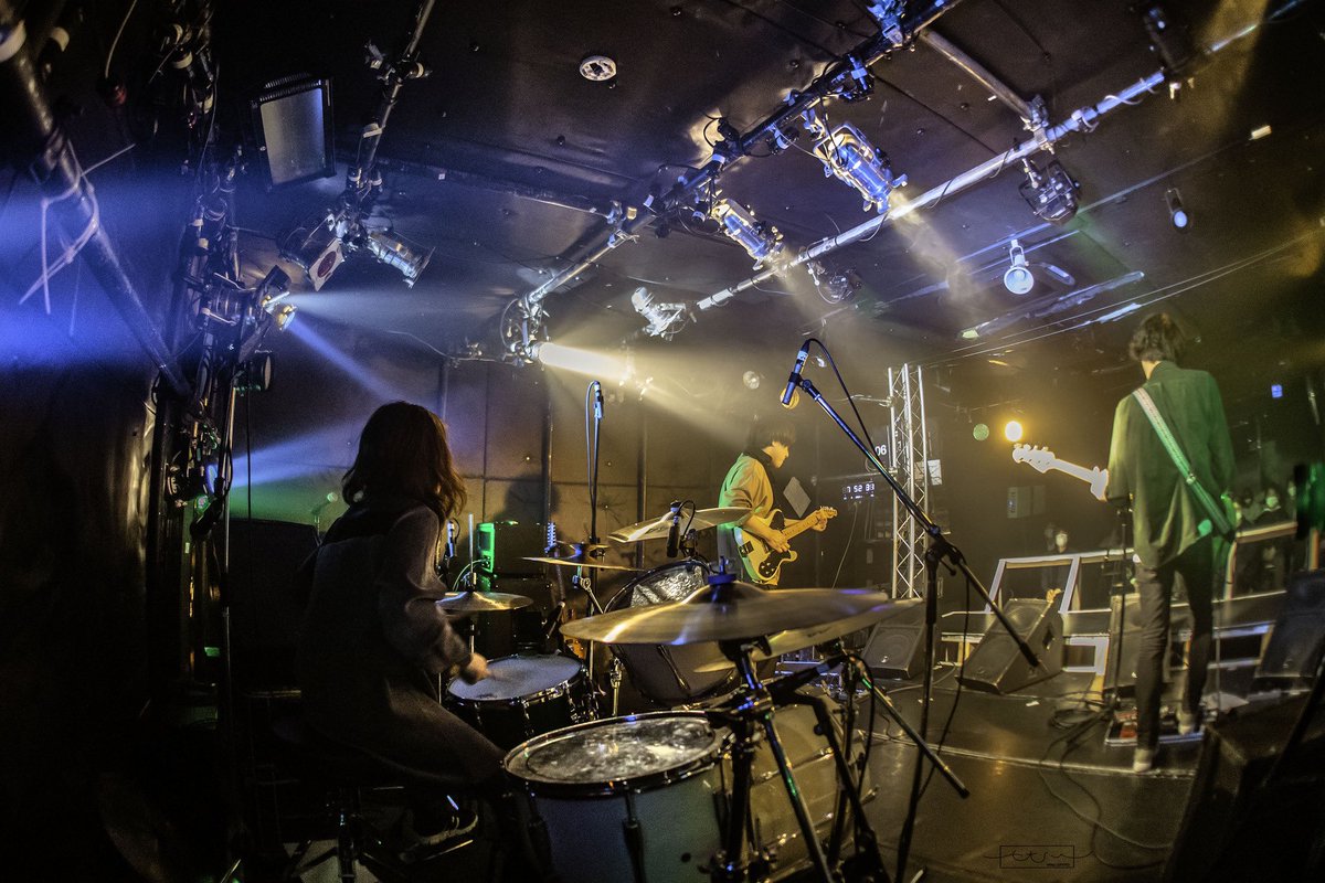 motorpoolside's tweet photo. 3/12 @心斎橋FANJ
"水になれば、"企画
スペシャルスリーマン‼︎
『苦すぎるホワイトデー』
深い照明、音の1日。
ライブハウスは、本当に素敵な場所
#水になれば #SUNNOTTARGET
観てくださったあなたへ
心から、ありがとうございます!!
photo by "e tsu" ( @PiyoomuE ) https://t.co/Kd6qk3qEeu