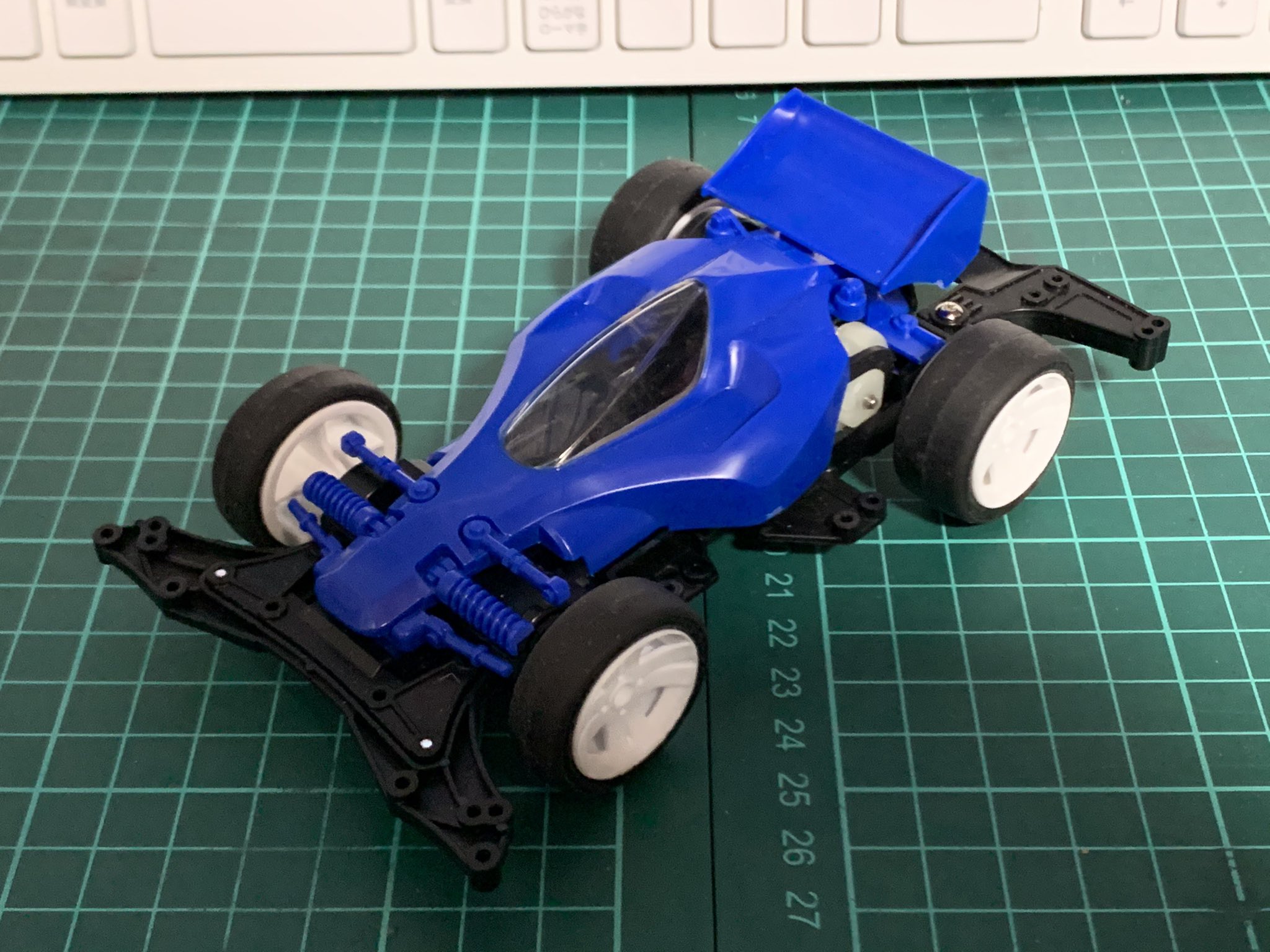 再生産】1/32 ミニ四駆限定 アバンテJr. スモークキャノピー