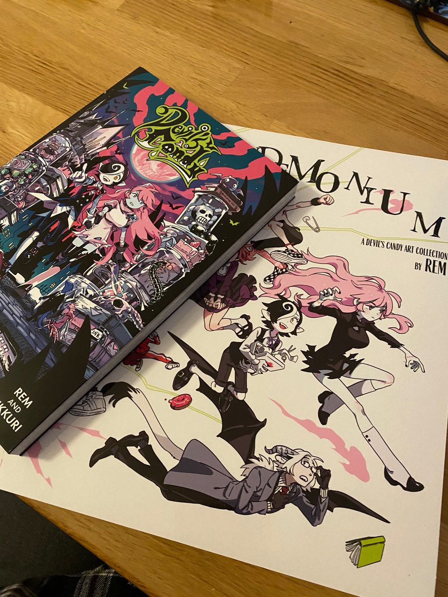 Got my copies of @tsulala 's beautiful comic and art book the other day!!
Rem is someone I've looked up to pretty much half my life, seeing all these illustrations and inks collected in print almost bought me to tears! ?