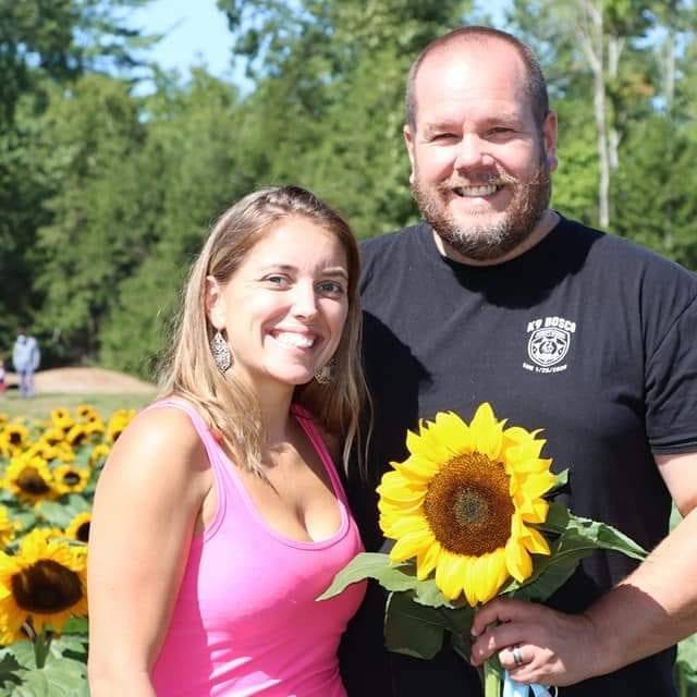 foto_go's tweet photo. It is with profound sadness that we announce that tragically our best friend and owner of Go FOTO Yourself New England was taken from us on February 24th, 2021 during a routine medical procedure. Her family is devasted as Laura was such a great person.- https://t.co/hYlER0Eo6b https://t.co/0Ja7TGsbGf